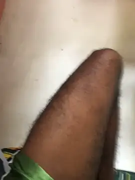 Snapshot of slskinny1 chatting on 03/04/25, 07:30 slskinny1 online show from 03/04/25, 07:30