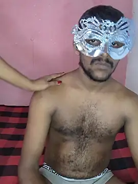 Snapshot of slskinny1 chatting on 10/09/25, 04:10 slskinny1 online show from 10/09/25, 04:10