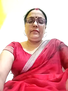 Kiyara8 online show from 10/18/25, 08:59