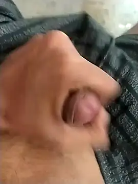 Snapshot of dreamboy3345 chatting on 11/16/25, 04:51 dreamboy3345 online show from 11/16/25, 04:51