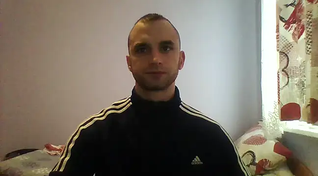 Snapshot of OskarBreno chatting on 02/13/25, 07:24 OskarBreno online show from 02/13/25, 07:24