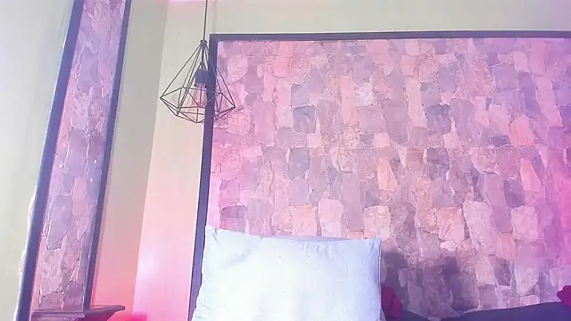 Snapshot of RyanGreys chatting on 03/02/25, 03:05 RyanGreys online show from 03/02/25, 03:05