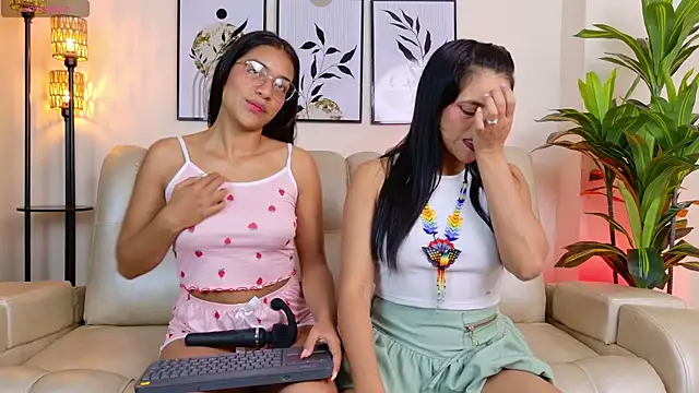 mom teachsex online show from 10/08/25, 02:14