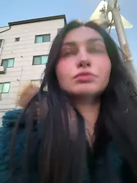 Snapshot of lunalovelee chatting on 12/19/25, 08:32 lunalovelee online show from 12/19/25, 08:32