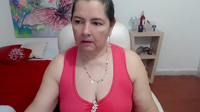 leonela 69 online show from 10/28/25, 02:15