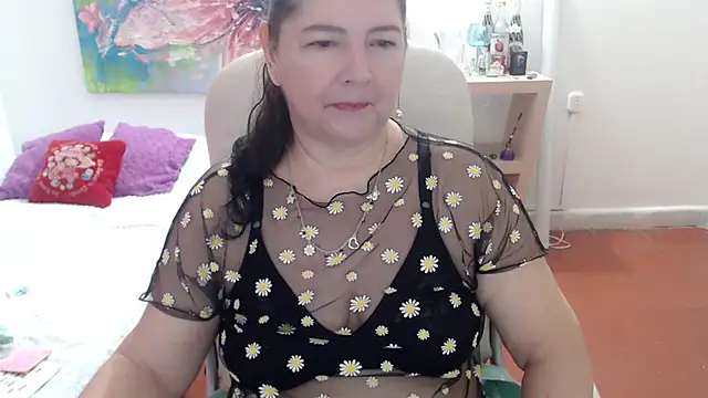 Snapshot of leonela_69 chatting on 03/18/26, 12:36 leonela 69 online show from 03/18/26, 12:36