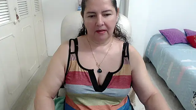 Snapshot of leonela_69 chatting on 04/06/26, 04:46 leonela 69 online show from 04/06/26, 04:46