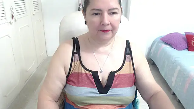 Snapshot of leonela_69 chatting on 04/15/26, 01:12 leonela 69 online show from 04/15/26, 01:12