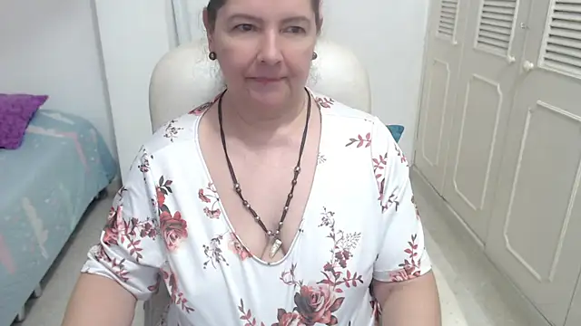 leonela 69 online show from 07/15/26, 11:48