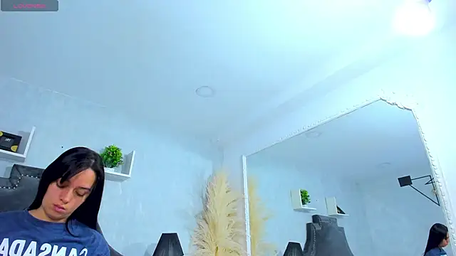 EmiliaRose  online show from 12/15/25, 09:19