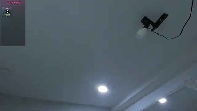 Snapshot of EmiliaRose_ chatting on 03/20/26, 09:41 EmiliaRose online show from 03/20/26, 09:41