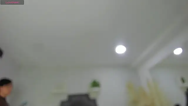 Snapshot of EmiliaRose_ chatting on 04/02/26, 09:01 EmiliaRose online show from 04/02/26, 09:01