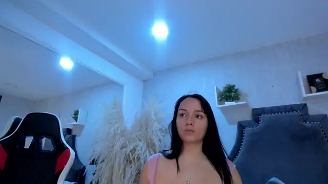 Snapshot of EmiliaRose_ chatting on 04/09/26, 09:20 EmiliaRose online show from 04/09/26, 09:20