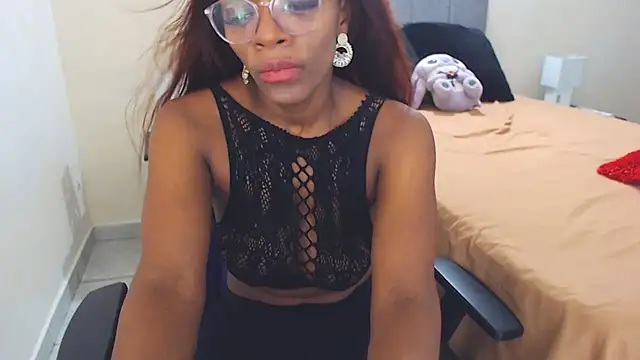 Keyra Dainty online show from 07/15/26, 10:42