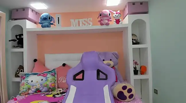 miss   megan online show from 03/20/25, 02:40