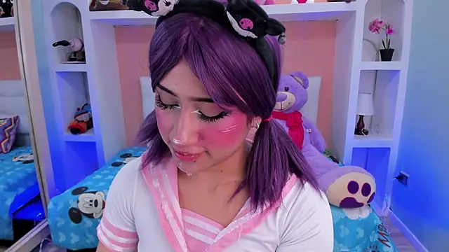 miss   megan online show from 10/15/25, 06:08