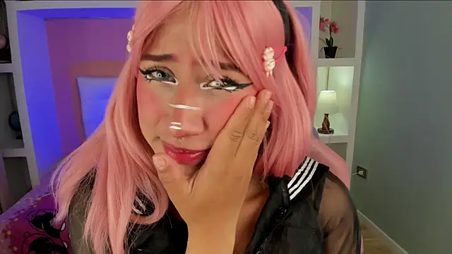 miss   megan online show from 12/19/25, 02:07