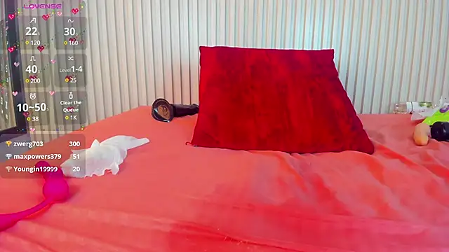 Snapshot of Aida-nicolle chatting on 03/19/25, 01:07 Aida-nicolle online show from 03/19/25, 01:07