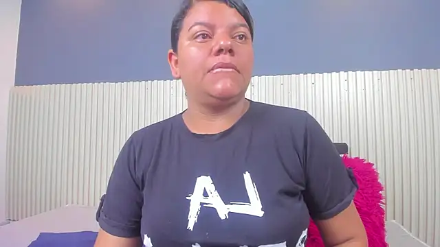 Snapshot of Aida-nicolle chatting on 09/12/25, 09:31 Aida-nicolle online show from 09/12/25, 09:31