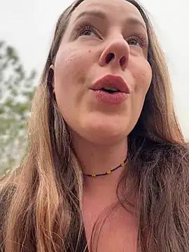 Mona Plus online show from 04/11/26, 07:56