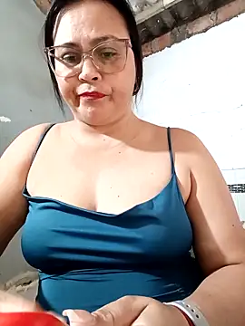 promiscuous-indecent-momm online show from 02/03/26, 02:33