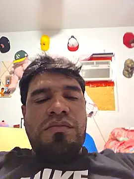 Snapshot of guajiro276565 chatting on 05/28/26, 08:39 guajiro276565 online show from 05/28/26, 08:39