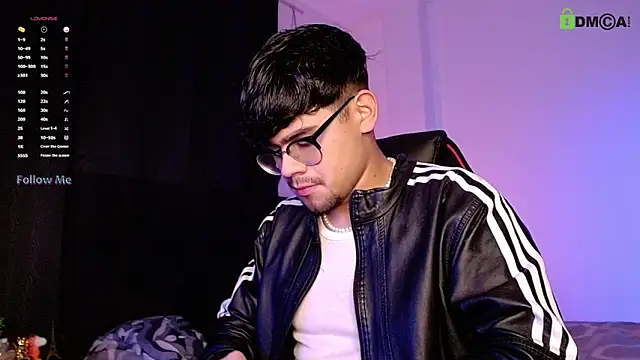 isaac-saenz online show from 11/07/25, 10:32