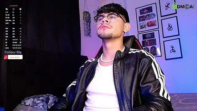 isaac-saenz online show from 11/18/25, 10:25