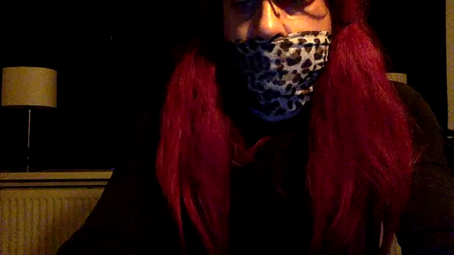 Bleueyez007 online show from 11/30/25, 03:38