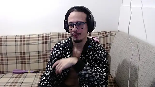cholitohermoso online show from 06/22/26, 03:09