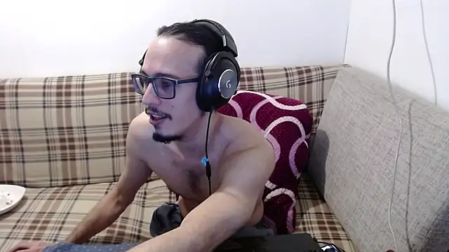 cholitohermoso online show from 06/24/26, 04:06