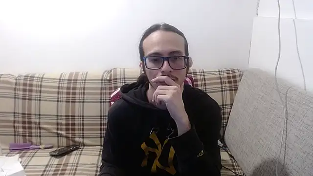 cholitohermoso online show from 08/02/26, 04:22