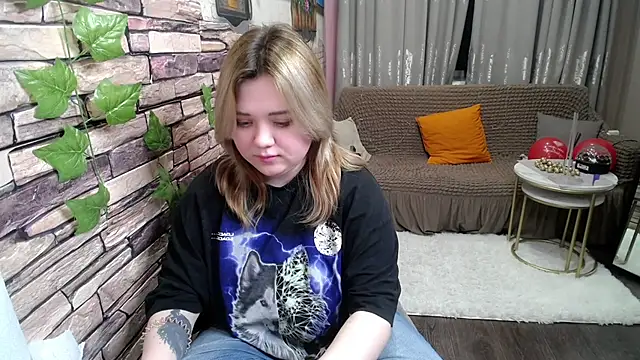 Snapshot of Finna_39 chatting on 02/12/25, 07:56 Finna 39 online show from 02/12/25, 07:56