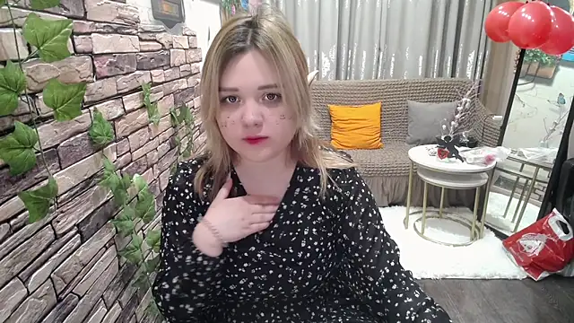 Snapshot of Finna_39 chatting on 02/16/25, 09:38 Finna 39 online show from 02/16/25, 09:38