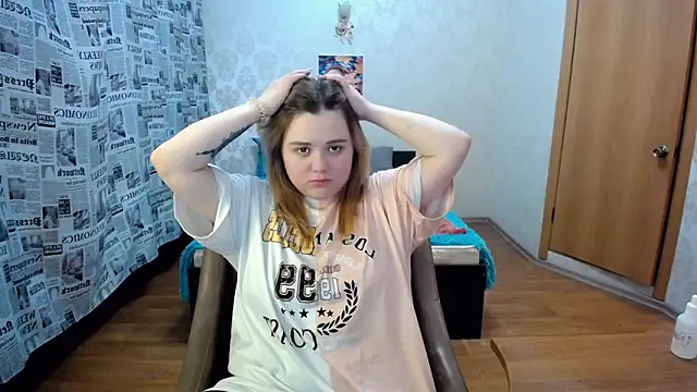 Snapshot of Finna_39 chatting on 03/18/25, 06:37 Finna 39 online show from 03/18/25, 06:37