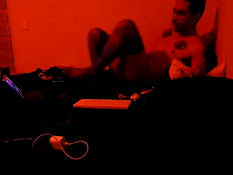 Snapshot of Iscariot19 chatting on 04/21/26, 05:36 Iscariot19 online show from 04/21/26, 05:36