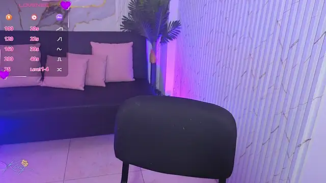 kristen tay online show from 04/17/26, 03:09