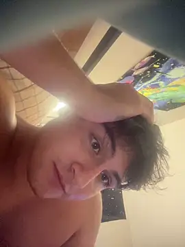 Snapshot of danyh2023 chatting on 02/12/25, 07:13 danyh2023 online show from 02/12/25, 07:13