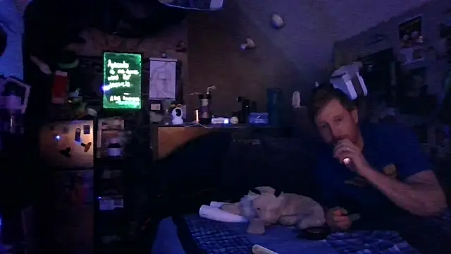 Snapshot of Sk00byJaXxX212 chatting on 11/01/25, 03:52 Sk00byJaXxX212 online show from 11/01/25, 03:52