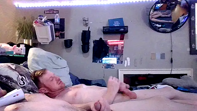 Sk00byJaXxX212 online show from 04/11/26, 07:45