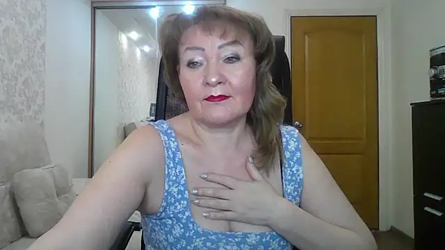 Victoria secrets  online show from 02/13/25, 07:03