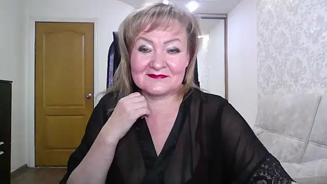 Victoria secrets  online show from 09/08/25, 02:38