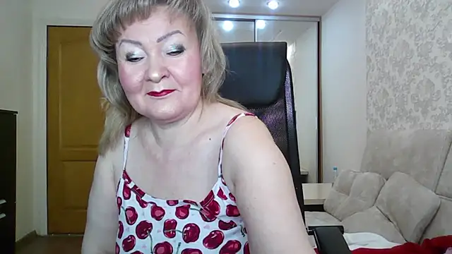 Snapshot of Victoria_secrets_ chatting on 04/01/26, 04:35 Victoria secrets online show from 04/01/26, 04:35