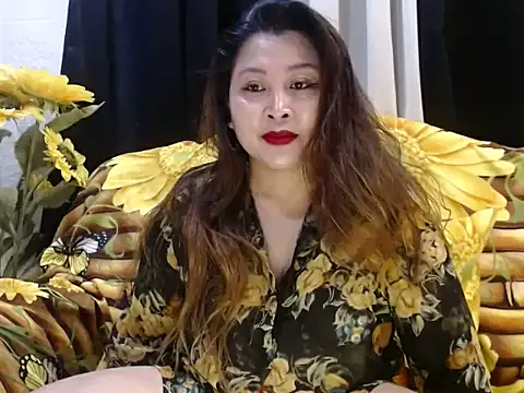 Snapshot of UrSweetClassyPinay chatting on 12/22/25, 10:56 UrSweetClassyPinay online show from 12/22/25, 10:56