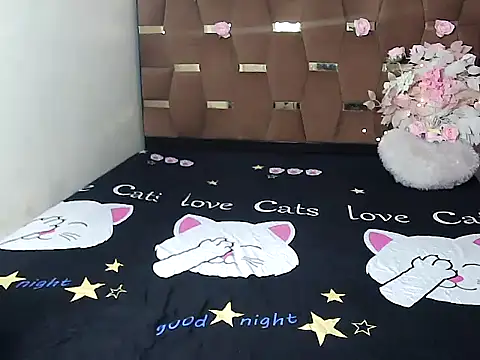 megancatluna online show from 09/14/25, 04:22