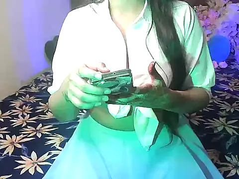 megancatluna online show from 09/25/25, 05:22