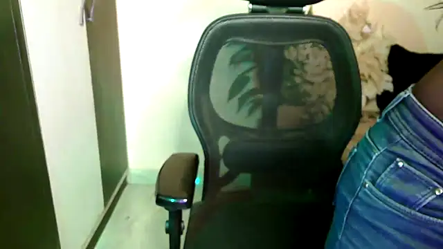 megancatluna online show from 02/22/26, 04:57