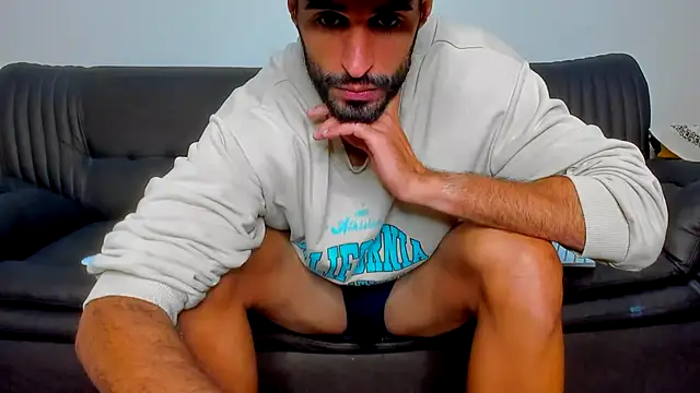 Snapshot of sexyhotmusclesforyou1 chatting on 11/09/25, 10:24 sexyhotmusclesforyou1 online show from 11/09/25, 10:24