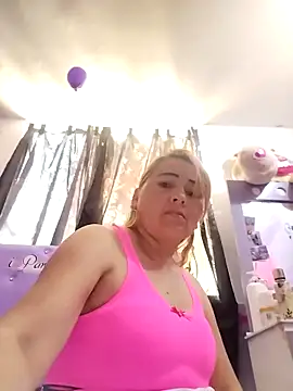 Snapshot of Guardianahot chatting on 02/25/25, 08:09 Guardianahot online show from 02/25/25, 08:09