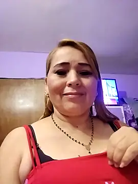 Snapshot of Guardianahot chatting on 03/08/25, 11:18 Guardianahot online show from 03/08/25, 11:18